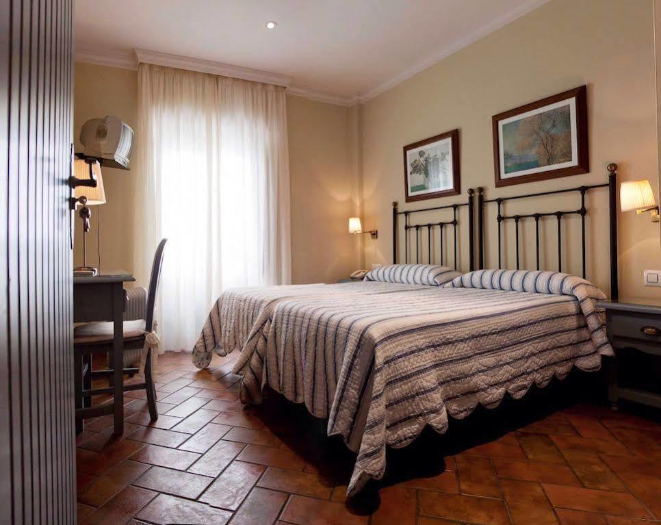 Hotel Plaza Grande Zafra Exteriör bild